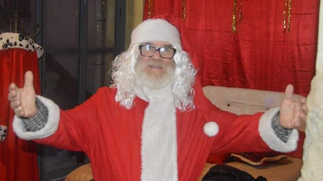 Babbo Natale 8 Gallery.Viterbo News 24 Oltre 900 Persone Per L Inaugurazione Della Casa Di Babbo Natale