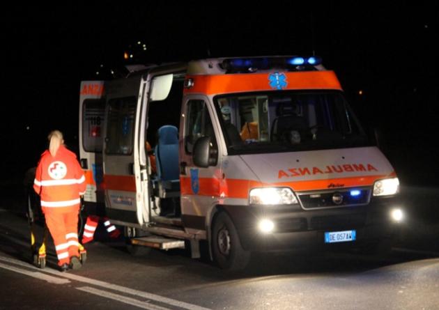 Viterbo News 24 – Finisce con l’auto in un dirupo e si cappotta: morto un 18enne