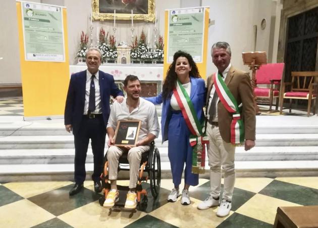 Viterbo News 24 – Una Rosa in Campo, premiato Giancarlo Abete, Daniele Mancini e la asd Torrese