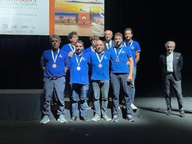 Viterbo News 24 – Bronzo mondiale di bridge per il viterbese Alessandro Piana