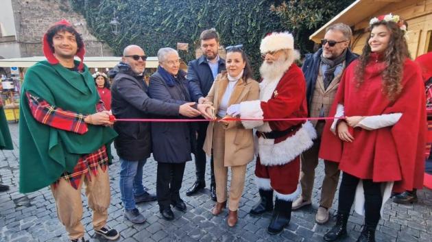 Viterbo News 24 – Viterbo Christmas Village. ‘130 persone impegnate nel suggestivo Villaggio esteso per 1300 metri quadrati’
